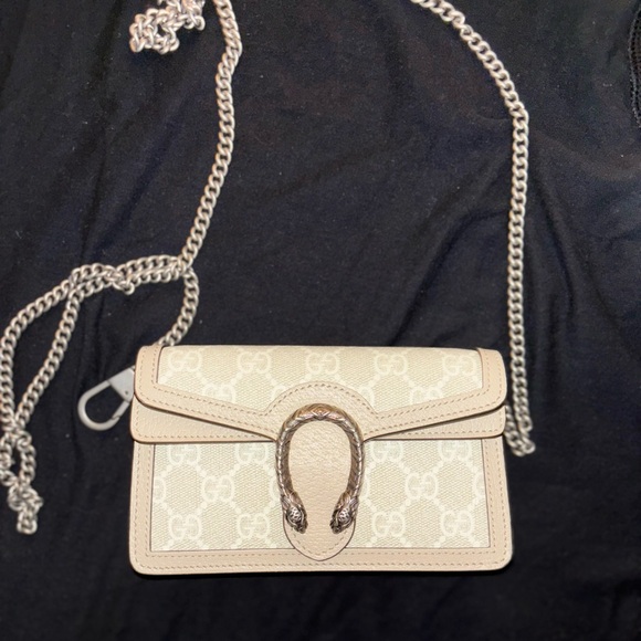 Authentic Mini GUCCI Dionysus (with box & dust bag) - Picture 2 of 5